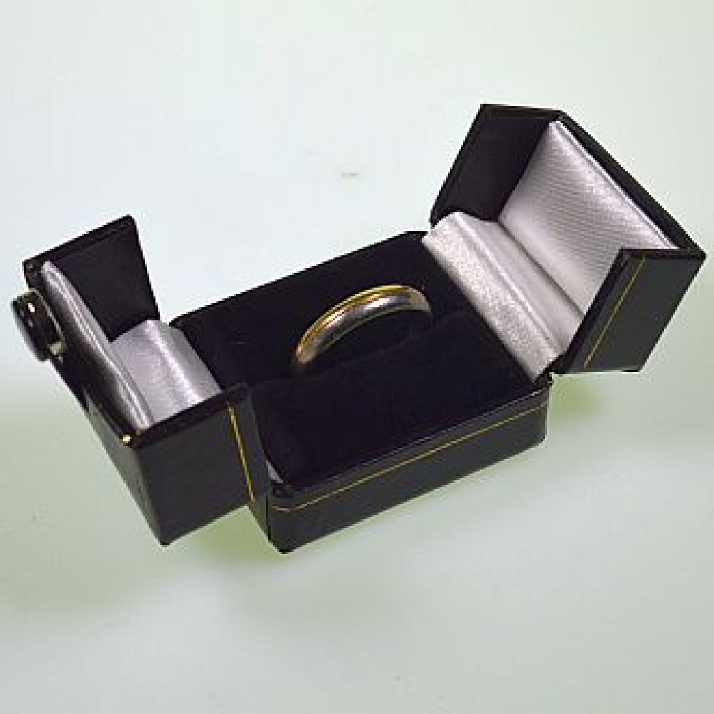 Premium double ring case Just Brothers & Co.